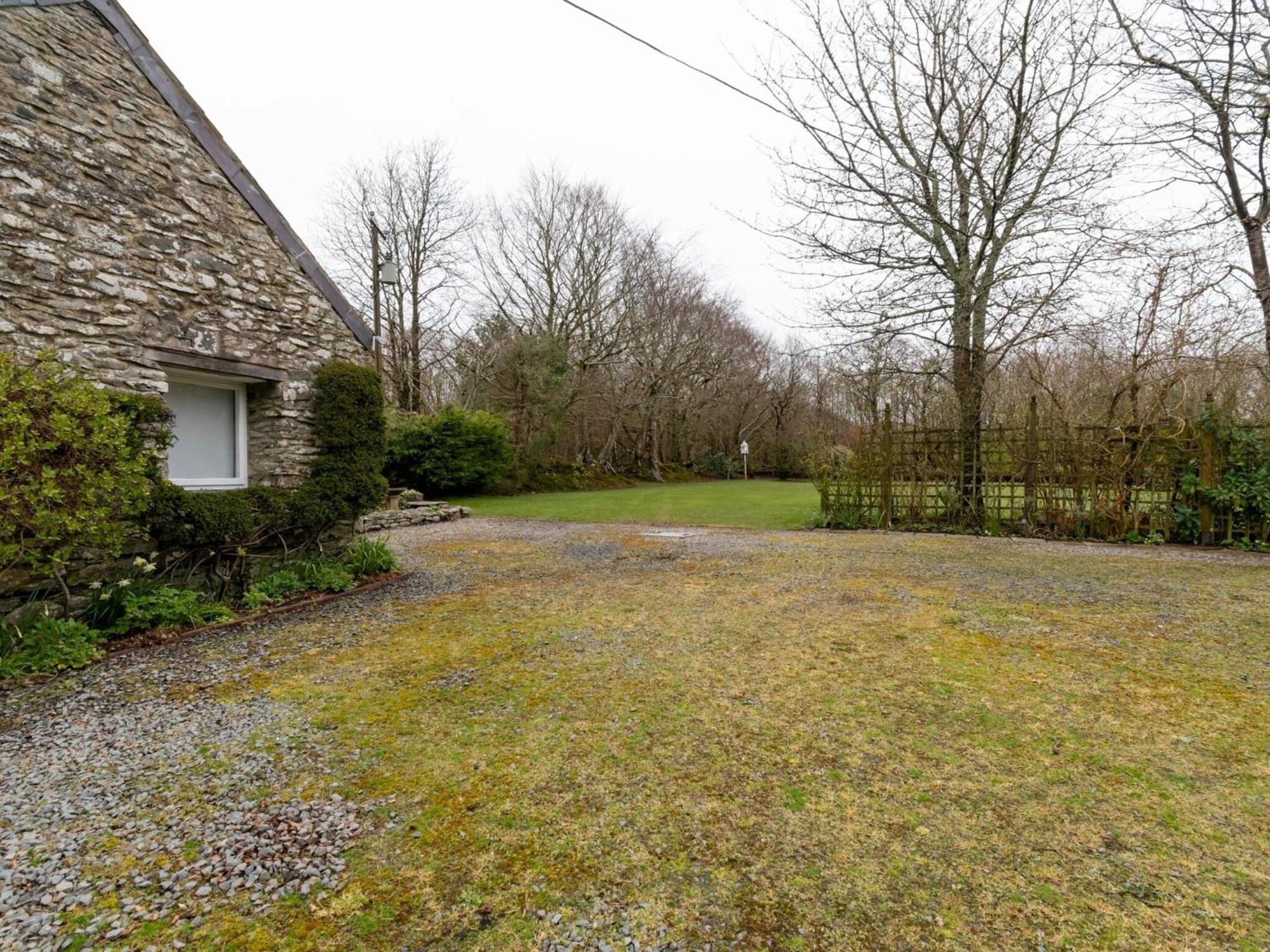 Secluded Holiday Home In Ceredigion With Garden Pennant  Exterior photo