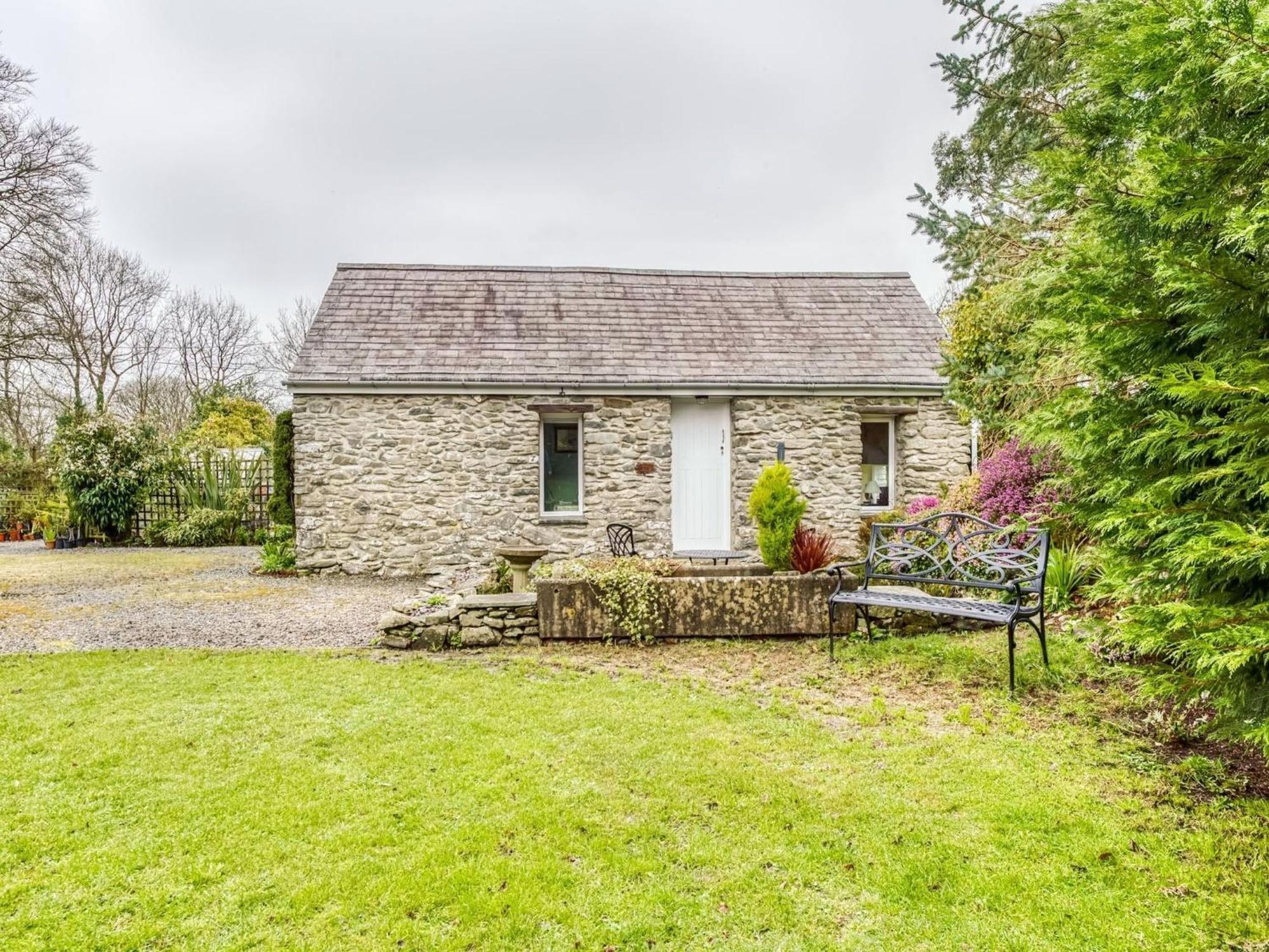 Secluded Holiday Home In Ceredigion With Garden Pennant  Exterior photo